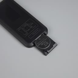 Светодиодные свечи на прищепках 19 см, 6 штук, батарейки АААх1 (не в комплекте), пульт ДУ, свечение тёплое белое