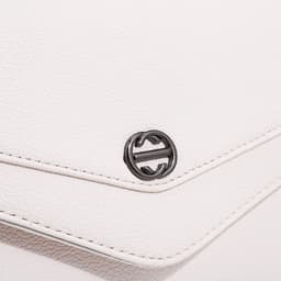 Сумка женская мессенджер на магните, 24×10×15 см, белая