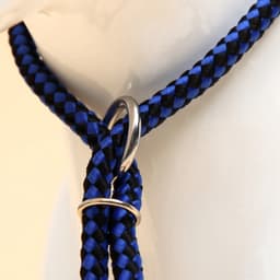 Ринговка для собак, 150×0.6 см, с вертлюгом, синяя, чёрная