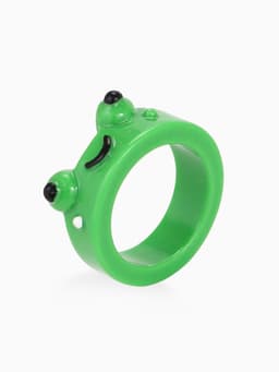 Кольцо пластиковое «Лягушка», зелёное, 17 размер