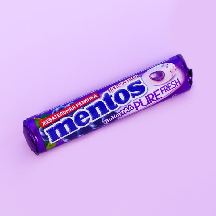 Жевательная резинка Mentos Pure Fresh вкус Виноград, 15.5 г