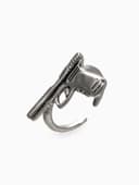 Кольцо GUN пистолет, цвет чернёное серебро, безразмерное