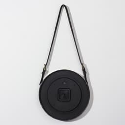 Зеркало настенное круглое «Антураж» d зеркальной поверхности 28 см, с ремешком из искусственной кожи, МИКС