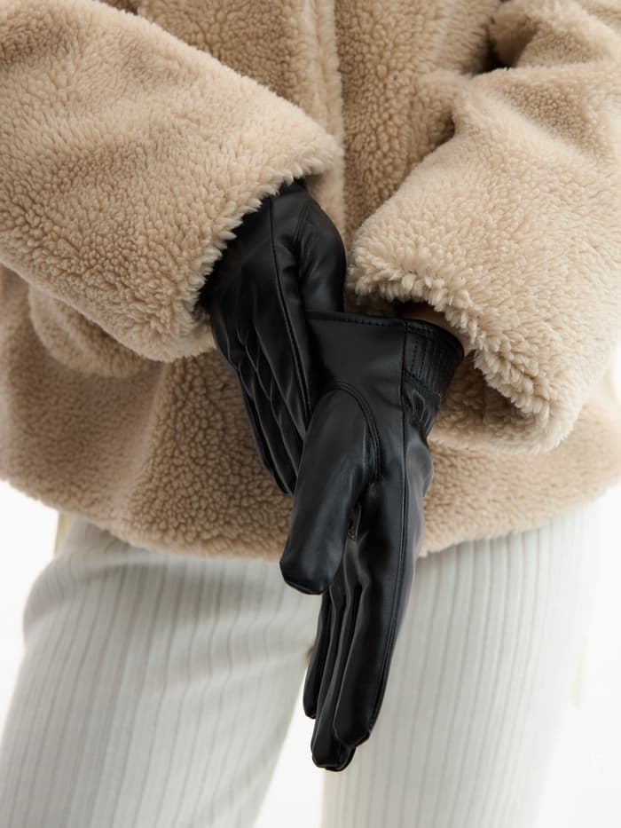 Перчатки женские, безразмерные, с утеплителем, цвет чёрный