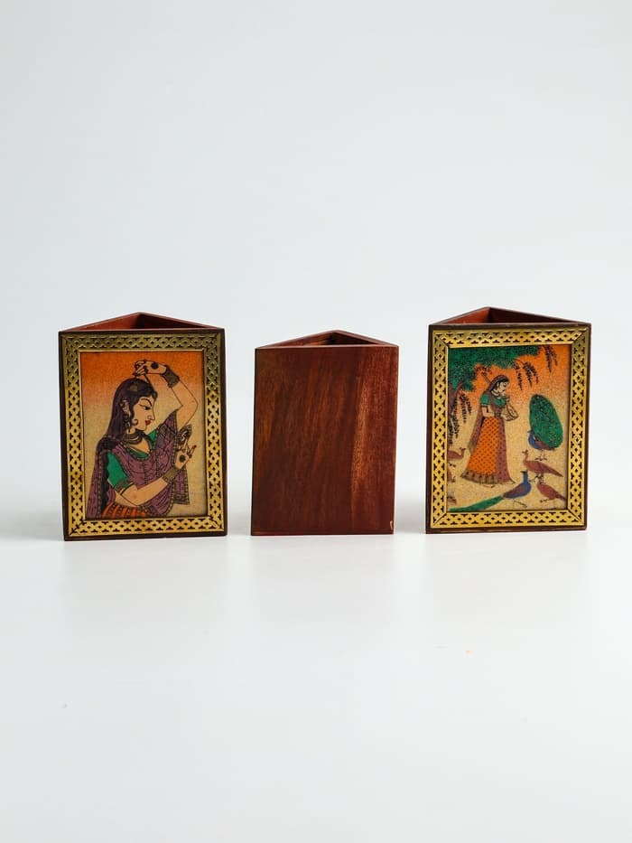 Подставка под карандаши «Индия», 9×9×11.5 см, дерево шишам, МИКС