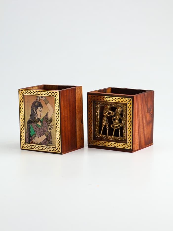 Подставка под карандаши «Индия», 9×9×11.5 см, дерево шишам, МИКС