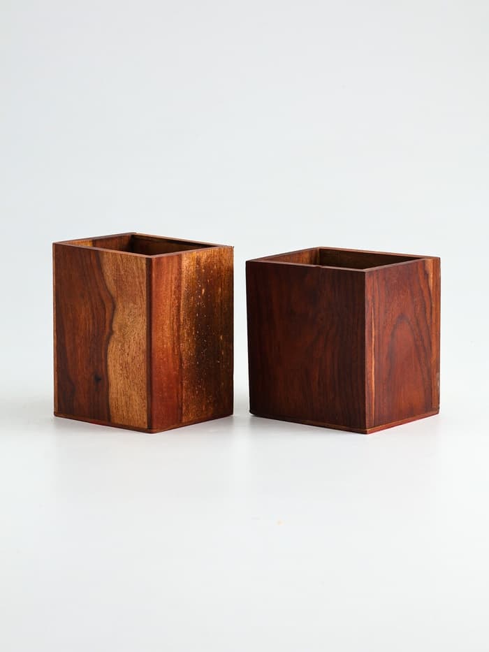 Подставка под карандаши «Индия», 9×9×11.5 см, дерево шишам, МИКС