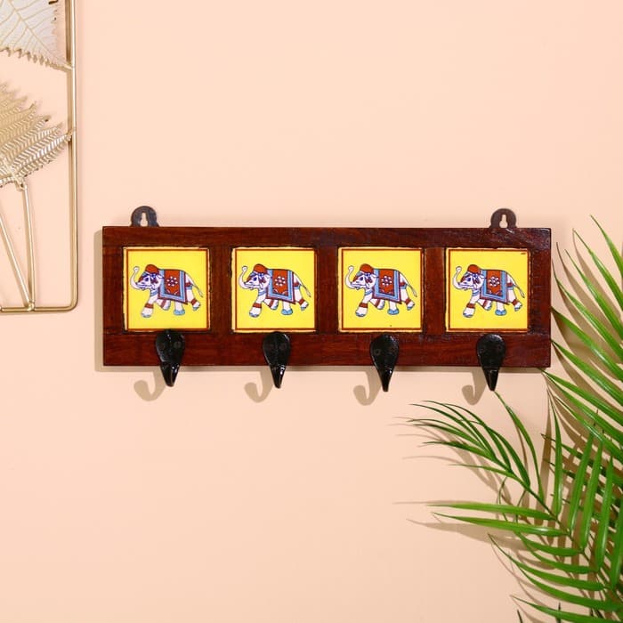 Вешалка «Караван. Слоны», 22×4×12 см, 4 крючка, дерево, МИКС