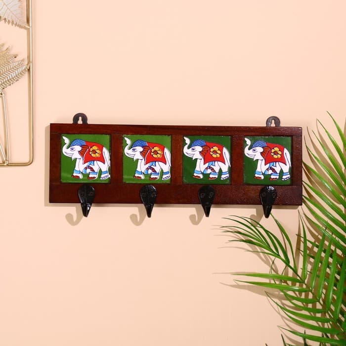 Вешалка «Караван. Слоны», 22×4×12 см, 4 крючка, дерево, МИКС