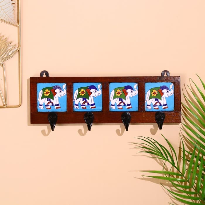 Вешалка «Караван. Слоны», 22×4×12 см, 4 крючка, дерево, МИКС