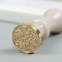 Печать для сургуча с пластиковой ручкой «Колибри в цветах», 2.5×2.5 см