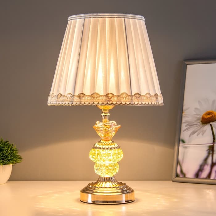 Лампа настольная с подсветкой «Лаура» 1×60 Вт E27 золото 25×25×41 см RISALUX