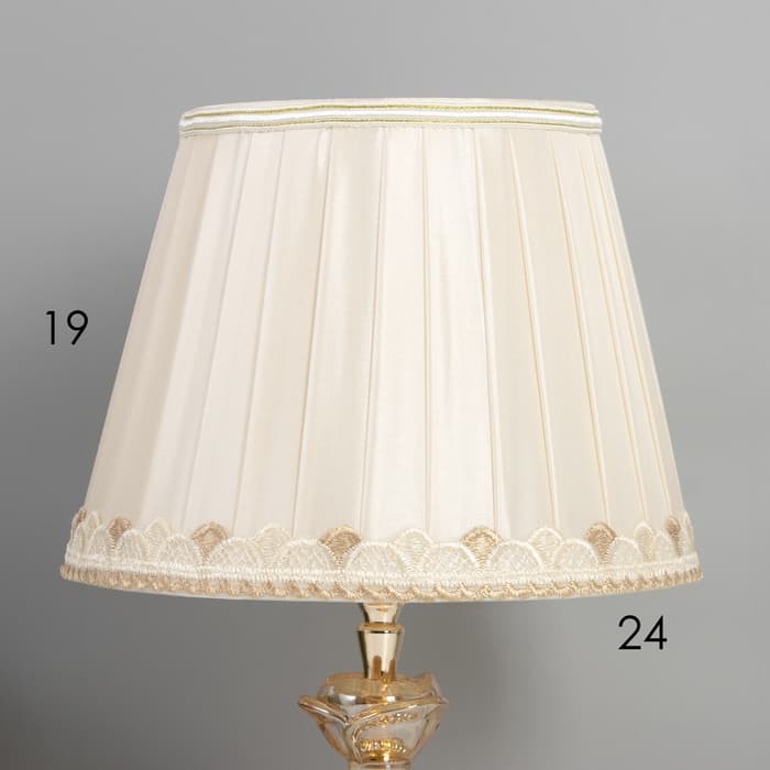 Лампа настольная с подсветкой «Лаура» 1×60 Вт E27 золото 25×25×41 см RISALUX