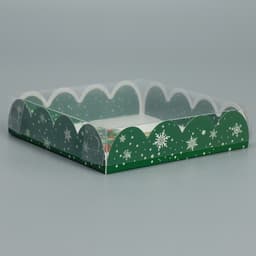 Коробка для кондитерских изделий новогодняя с пластиковой крышкой «Зайчики», 13×13×3 см