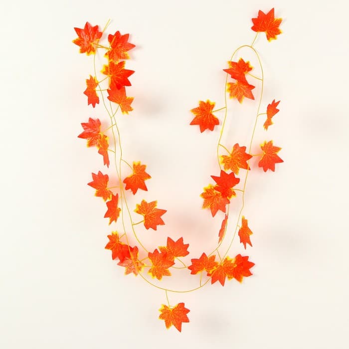 Декор «Гирлянда из листьев» длина: 2.4 м, ширина: 17 см, цвет красно-жёлтый