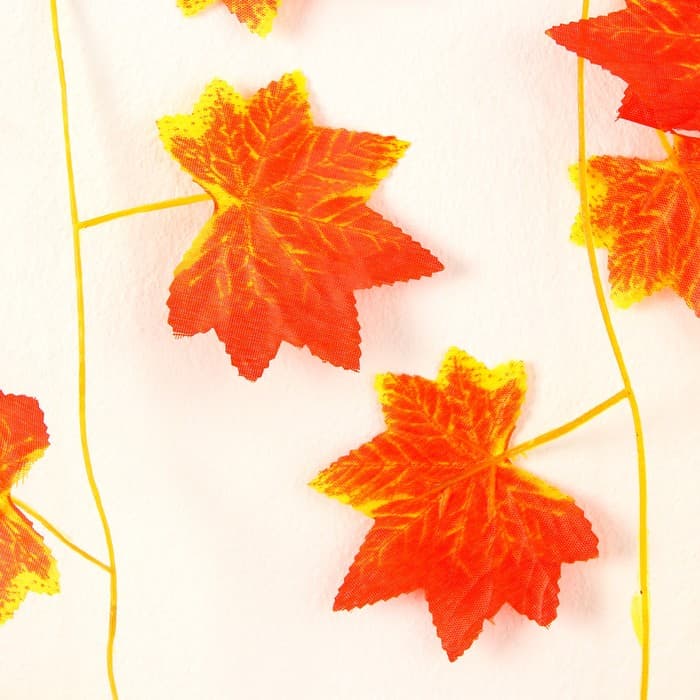 Декор «Гирлянда из листьев» длина: 2.4 м, ширина: 17 см, цвет красно-жёлтый