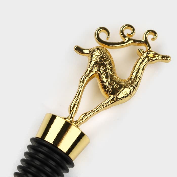 Пробка для бутылки новогодняя Magistro Deer, 12.5 см, цвет золотой