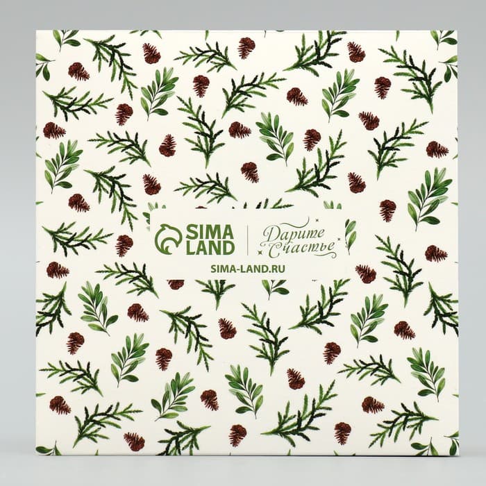 Коробка для макарун «Волшебного Нового года!», тиснение на крышке, 12 х 12 х 3.5 см