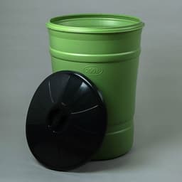 Бочка - бак пищевая «Помощник», 200 л, горловина 59 см, пластиковая, с крышкой, МИКС