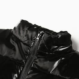 Жилет утеплённый для девочек, цвет чёрный, рост 116-122 см