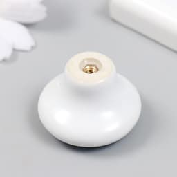 Фурнитура для шкатулки, ручка «Космонавт на качелях», керамика, металл, 3.8×3.8 см