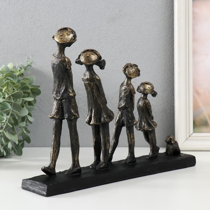 Фигурка полистоун «Весёлая компания» под металл, 30.4×6×22.6 см