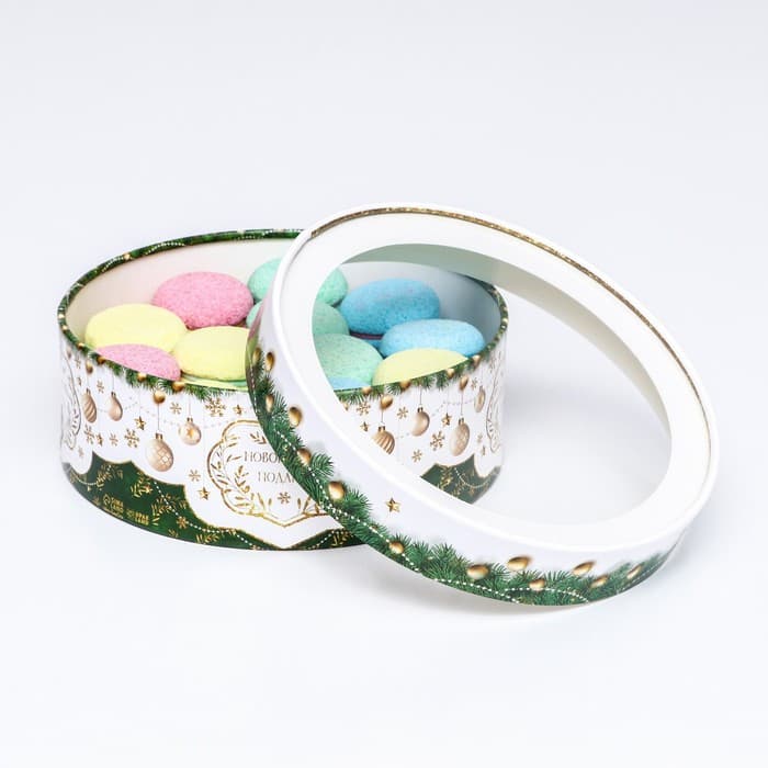 Коробка подарочная новогодняя с окном «Новогодний подарок» 21×21×8 см