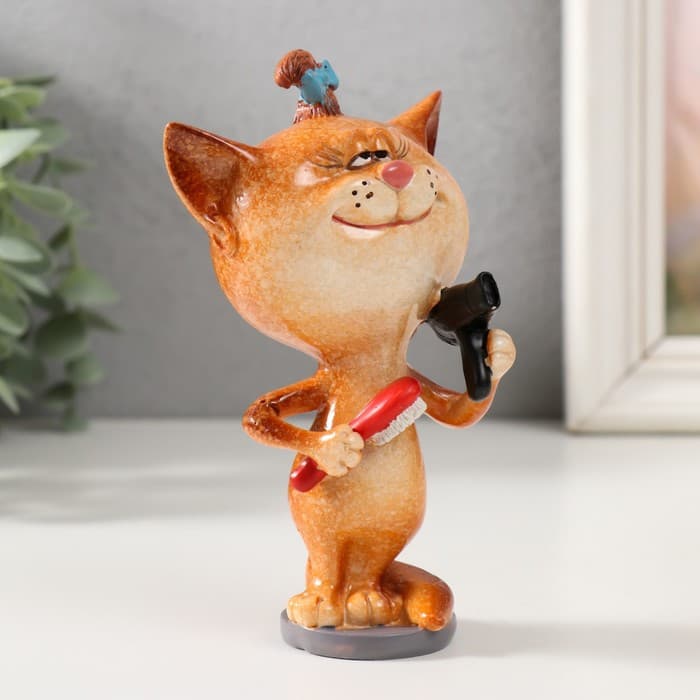 Фигурка полистоун лак «Кошечка парикмахер», 8×7.2×13.5 см