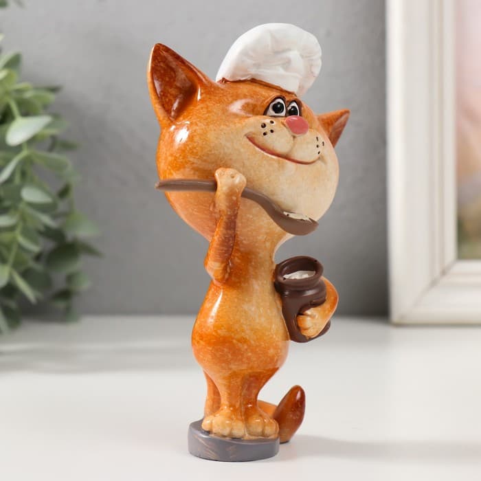 Фигурка полистоун лак «Котик-повар с кашей в горшочке», 8.2×7×14.3 см