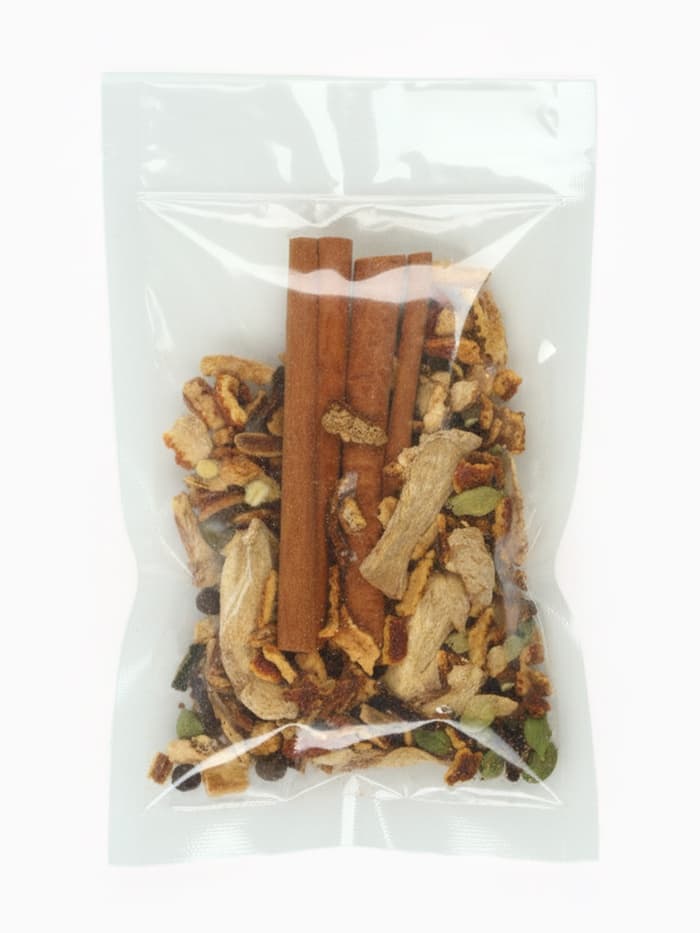 Подарочный набор для приготовления глинтвейна «Чудесного Нового года»: бокал 250 мл., специи 30 г, носки 36-39 размера