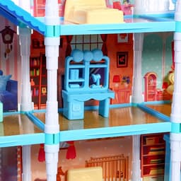 Дом для кукол «Зимний дворец» с куклой, питомцами и аксессуарами