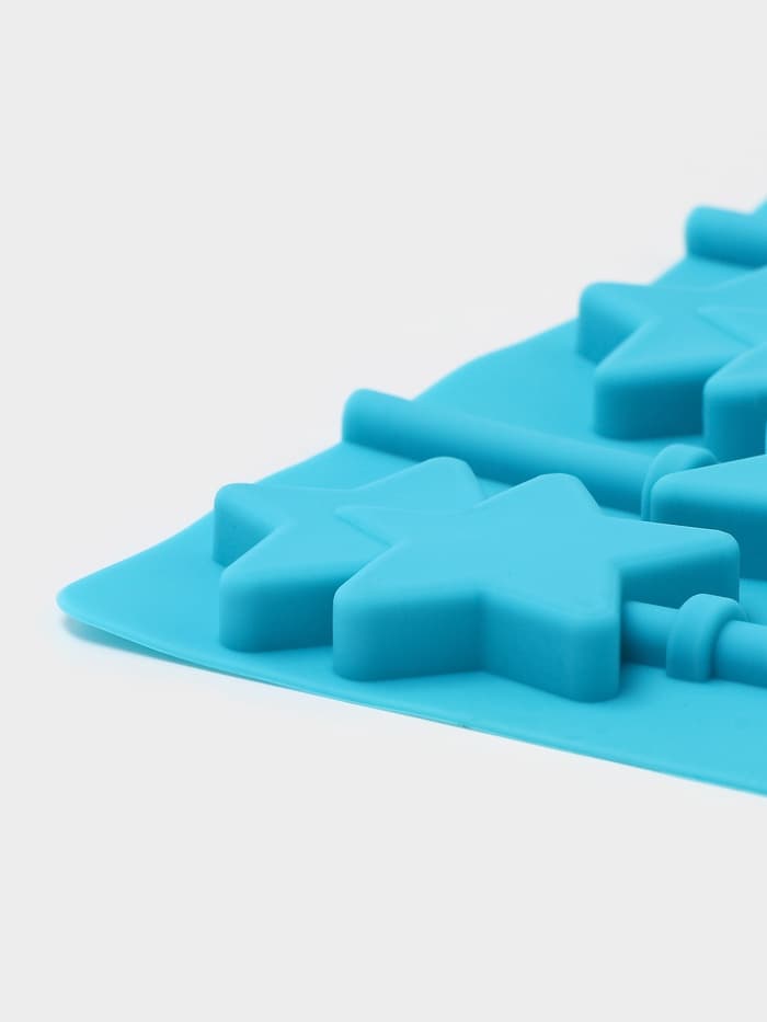 Форма для леденцов новогодний Доляна «Звёзды», силикон, 24×11×1 см, 6 ячеек (5.2×4 см), с палочками, МИКС