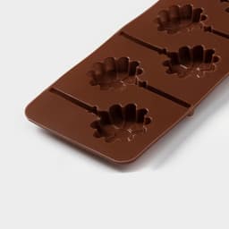 Форма для леденцов Доляна «Ромашка», силикон, 9.5×24×1 см, 6 ячеек (d=3.8 см), с палочками, МИКС