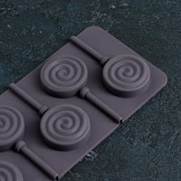 Форма для леденцов Доляна «Леденец», силикон, 9.5×24 см, 6 ячеек (8.2×3.9 см), с палочками, МИКС