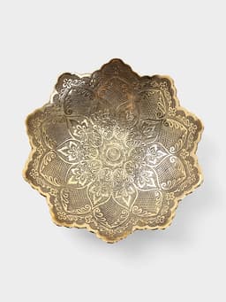 Блюдо «Лепестки», с узором, 21×21×5.7 см, латунь