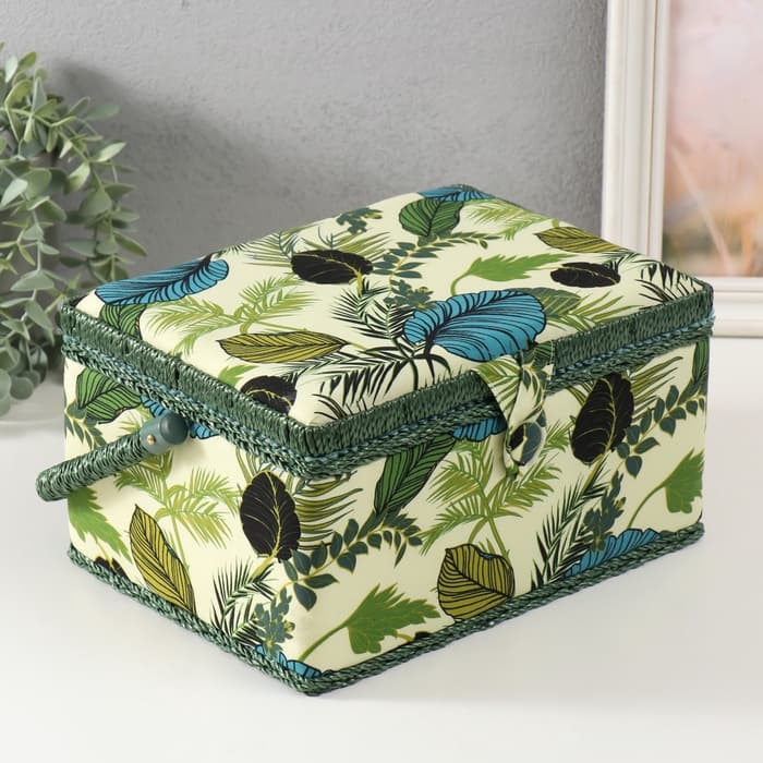 Шкатулка для рукоделия и шитья «Тропические листья на зелёном», хранение ниток, иголок, мелочи, 19×26×14.5 см