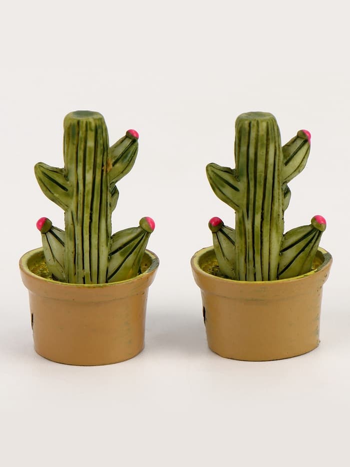 Миниатюра кукольная «Кактус в горшке», набор 2 шт., размер 1 шт. — 1.7×2.5×1.7 см