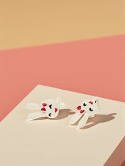 Серьги-клипсы детские «Выбражулька» зайчики, белые