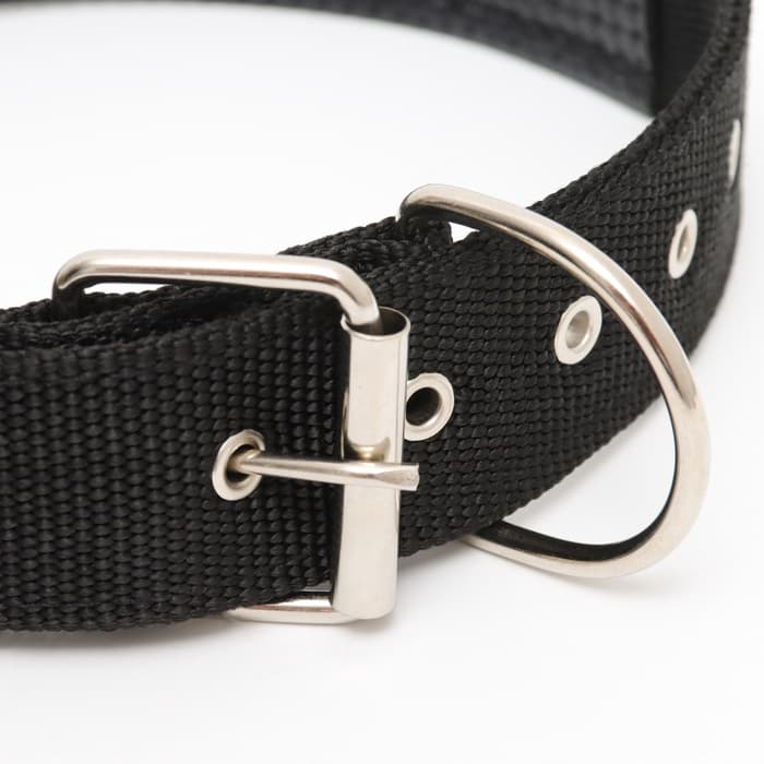 Ошейник «Комфорт», 70×4 см, ОШ 51-61 см, комбинированный, чёрный