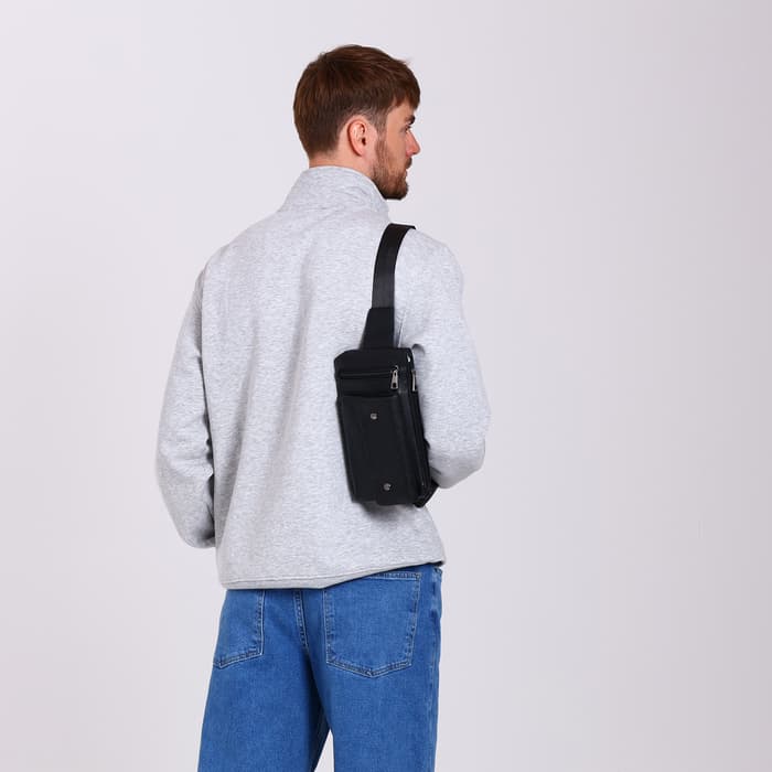 Сумка поясная на молнии, с карманами, 26×1×14 см, чёрная