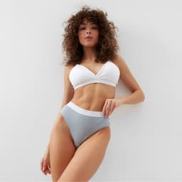 Трусы женские бразилиана MINAKU в рубчик, размер 44-46, серые