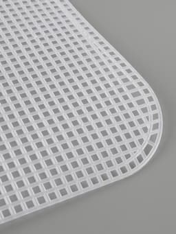 Канва-основа для вышивания сумки, пластиковая, 45×47 см, 2×2 мм, белая