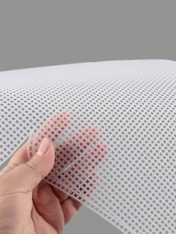 Канва-основа для вышивания сумки, пластиковая, 45×47 см, 2×2 мм, белая