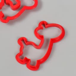 Формочки для лепки «Жирафики», набор 2 шт., 7,5 × 4.9 см; 9,5 × 6,3 см