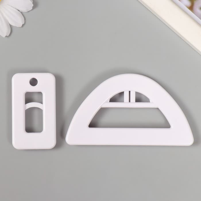 Формочки для лепки «Автомобиль», набор 2 шт., 3 × 5,2 см; 4,9 × 8,7 см