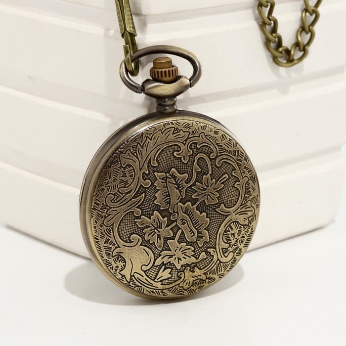 Часы карманные «Оса», кварцевые, диаметр циферблата 4.7 см, цепочка 38 см