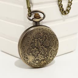 Часы карманные «Оса», кварцевые, диаметр циферблата 4.7 см, цепочка 38 см