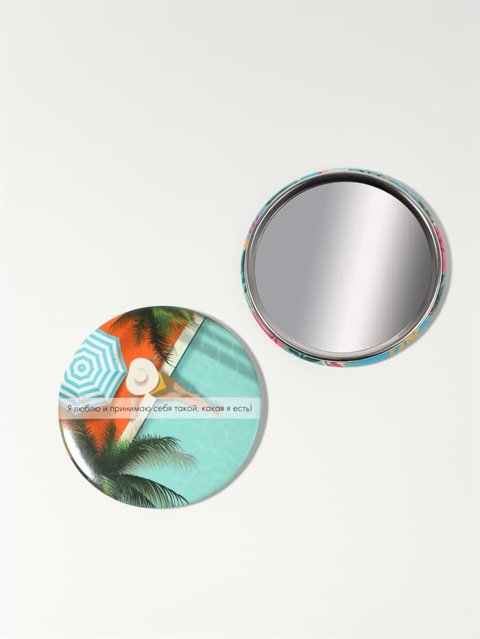 Зеркало карманное «Девушка у бассейна», d=7 см, разноцветное