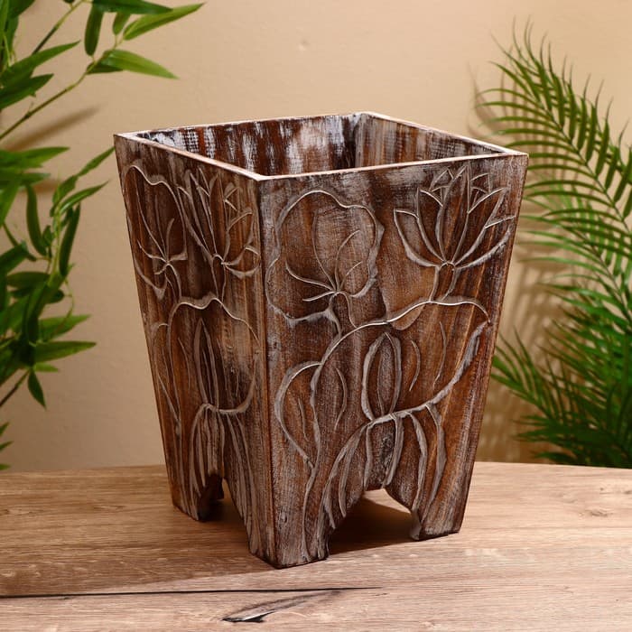 Кашпо «Цветы», 24×24×30 см, дерево албезия, коричневое