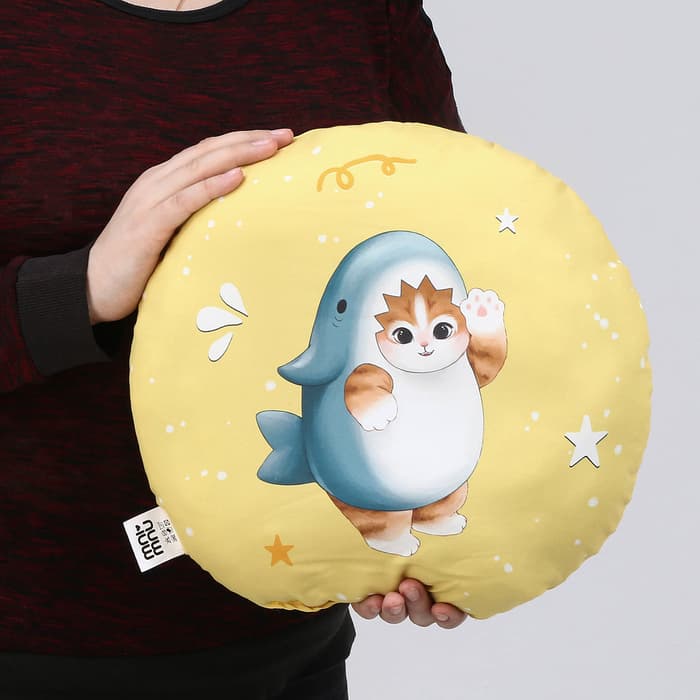 Подушка декоративная «Котик в костюме акулы»